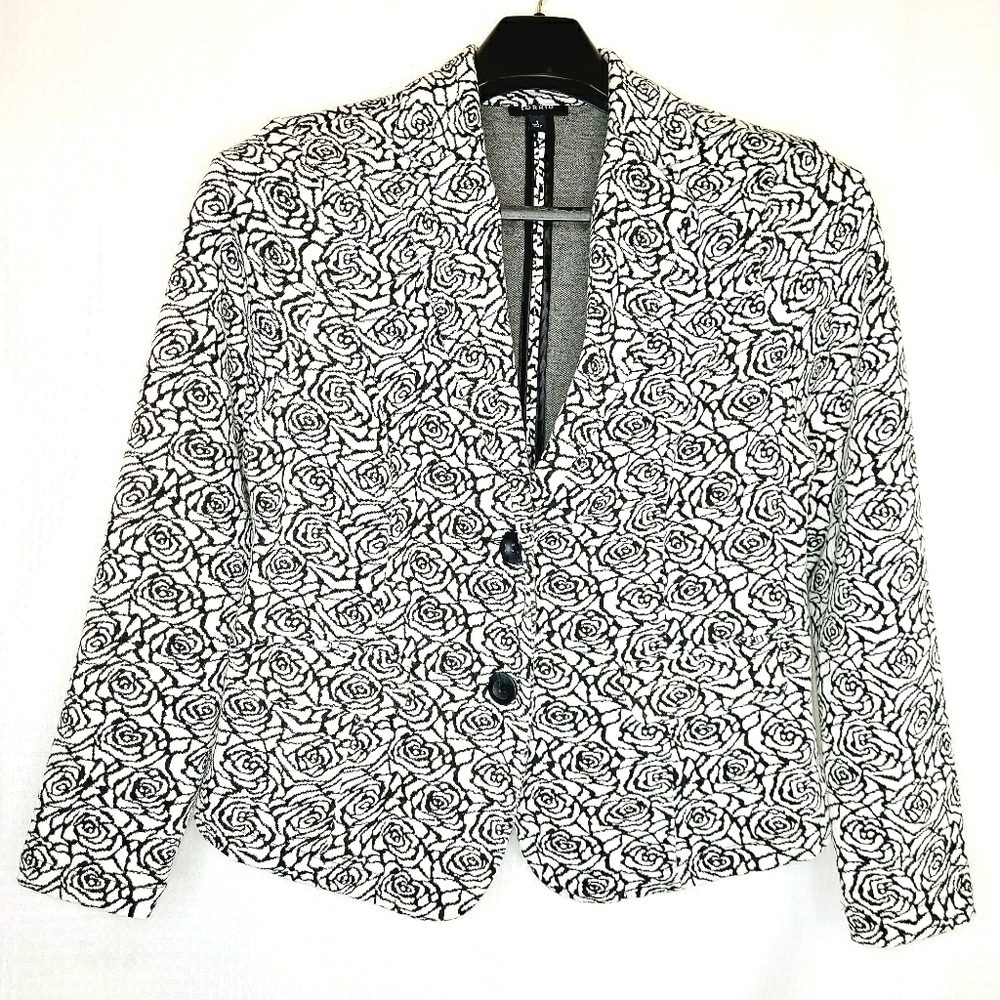 Torrid Embossed Roses Knit Jacket sz 1